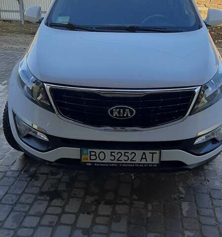 Белый Киа Sportage, объемом двигателя 1.7 л и пробегом 90 тыс. км за 17500 $, фото 1 на Automoto.ua
