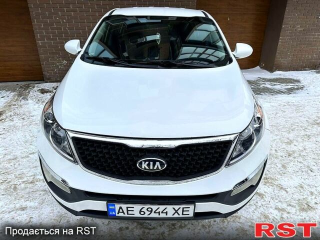 Білий Кіа Sportage, об'ємом двигуна 2.4 л та пробігом 80 тис. км за 13000 $, фото 1 на Automoto.ua