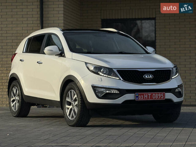 Белый Киа Sportage, объемом двигателя 1.7 л и пробегом 246 тыс. км за 14800 $, фото 1 на Automoto.ua