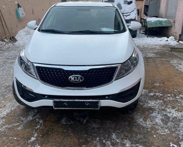 Белый Киа Sportage, объемом двигателя 2.4 л и пробегом 150 тыс. км за 11000 $, фото 1 на Automoto.ua