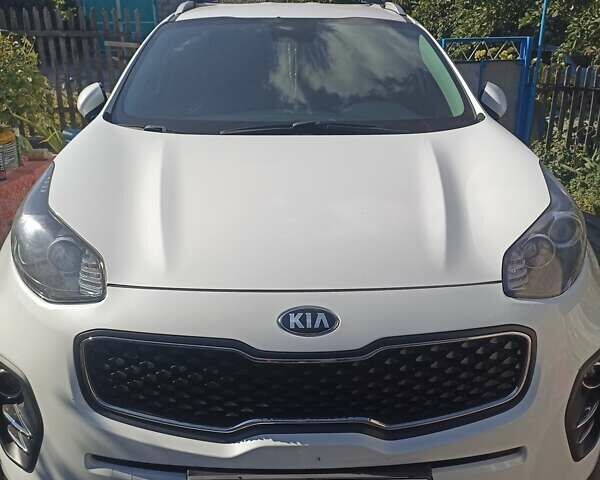 Білий Кіа Sportage, об'ємом двигуна 1.59 л та пробігом 131 тис. км за 14600 $, фото 1 на Automoto.ua