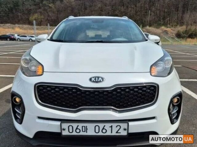 Белый Киа Sportage, объемом двигателя 1.7 л и пробегом 188 тыс. км за 5450 $, фото 1 на Automoto.ua