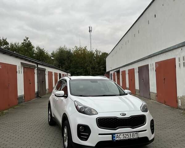 Белый Киа Sportage, объемом двигателя 1.69 л и пробегом 201 тыс. км за 14200 $, фото 1 на Automoto.ua