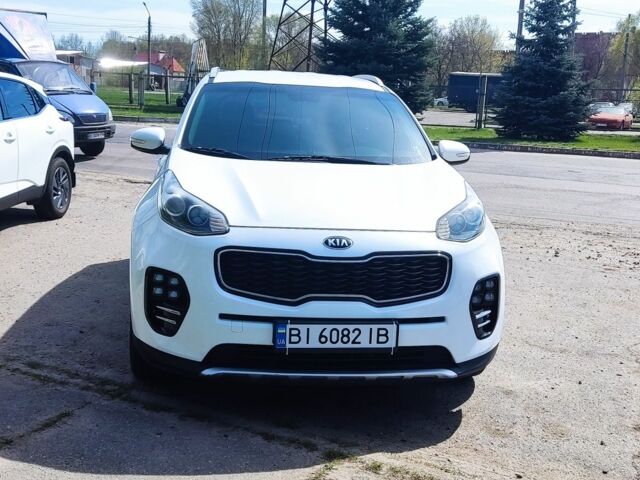 Білий Кіа Sportage, об'ємом двигуна 2 л та пробігом 152 тис. км за 17000 $, фото 1 на Automoto.ua