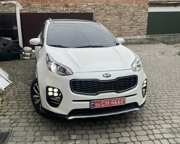 Білий Кіа Sportage, об'ємом двигуна 1.68 л та пробігом 79 тис. км за 18200 $, фото 1 на Automoto.ua