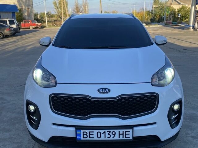 Белый Киа Sportage, объемом двигателя 1.7 л и пробегом 180 тыс. км за 16000 $, фото 1 на Automoto.ua