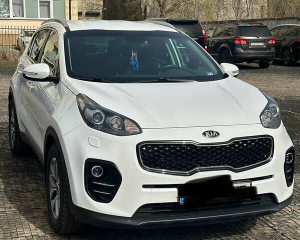 Белый Киа Sportage, объемом двигателя 2 л и пробегом 175 тыс. км за 16200 $, фото 1 на Automoto.ua