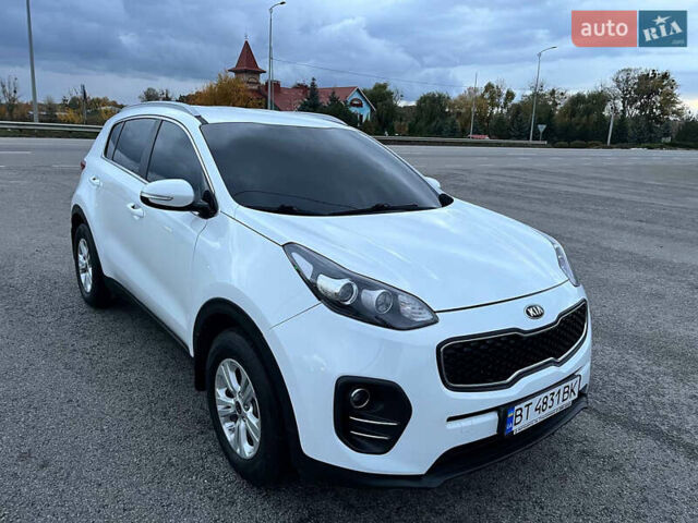 Белый Киа Sportage, объемом двигателя 1.59 л и пробегом 130 тыс. км за 14900 $, фото 1 на Automoto.ua