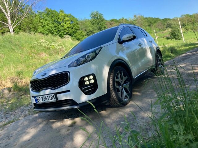 Білий Кіа Sportage, об'ємом двигуна 2 л та пробігом 147 тис. км за 18500 $, фото 1 на Automoto.ua