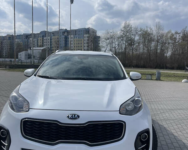 Киа Sportage 2017 в Львове на Automoto.ua Белый Киа Sportage, объемом двигателя 2 л и пробегом 195 тыс. км за 18250 $, фото 1 на Automoto.ua