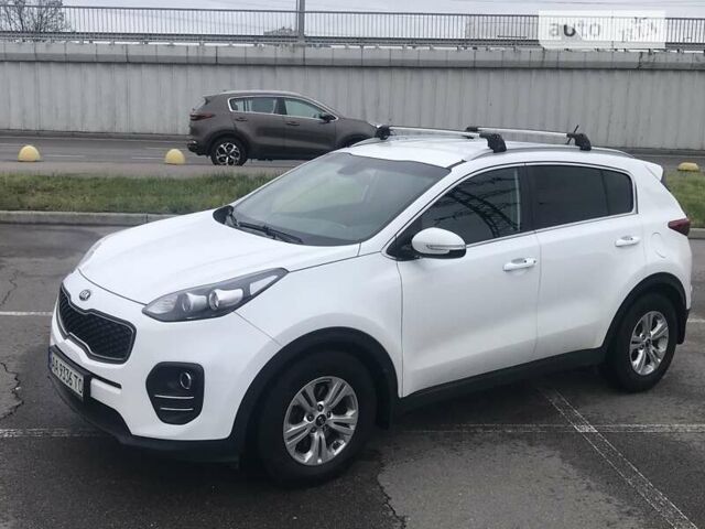 Белый Киа Sportage, объемом двигателя 1.7 л и пробегом 120 тыс. км за 16500 $, фото 1 на Automoto.ua