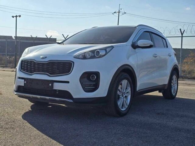 Белый Киа Sportage, объемом двигателя 2 л и пробегом 96 тыс. км за 15000 $, фото 1 на Automoto.ua