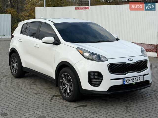 Белый Киа Sportage, объемом двигателя 2.4 л и пробегом 175 тыс. км за 14500 $, фото 1 на Automoto.ua