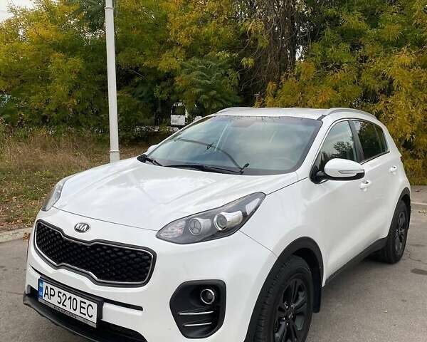 Білий Кіа Sportage, об'ємом двигуна 2 л та пробігом 134 тис. км за 16300 $, фото 1 на Automoto.ua