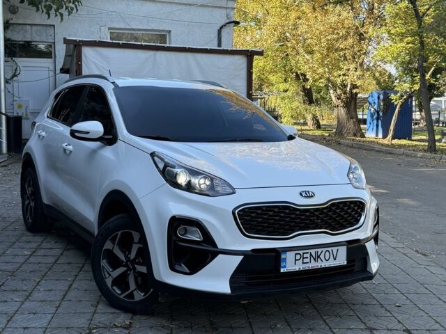 Білий Кіа Sportage, об'ємом двигуна 1.6 л та пробігом 83 тис. км за 16500 $, фото 1 на Automoto.ua