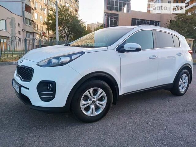 Белый Киа Sportage, объемом двигателя 1.69 л и пробегом 115 тыс. км за 16500 $, фото 1 на Automoto.ua