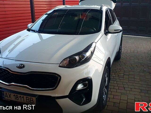 Білий Кіа Sportage, об'ємом двигуна 1.6 л та пробігом 72 тис. км за 18000 $, фото 1 на Automoto.ua