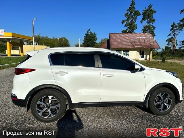 Білий Кіа Sportage, об'ємом двигуна 1.6 л та пробігом 79 тис. км за 17500 $, фото 1 на Automoto.ua