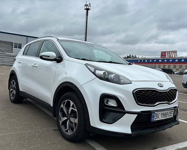 Белый Киа Sportage, объемом двигателя 1.6 л и пробегом 160 тыс. км за 16500 $, фото 1 на Automoto.ua