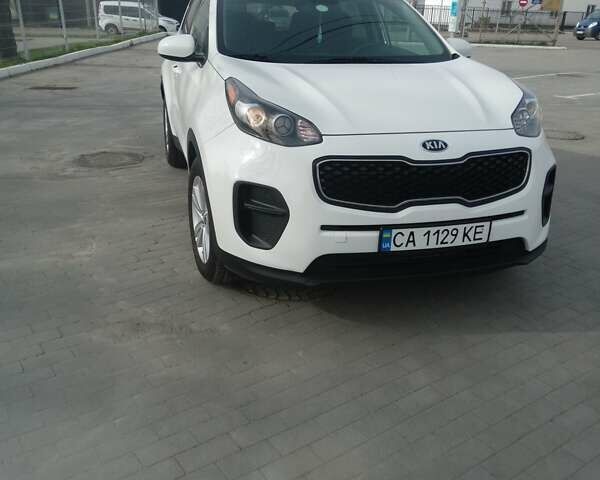 Білий Кіа Sportage, об'ємом двигуна 2.4 л та пробігом 36 тис. км за 18650 $, фото 1 на Automoto.ua