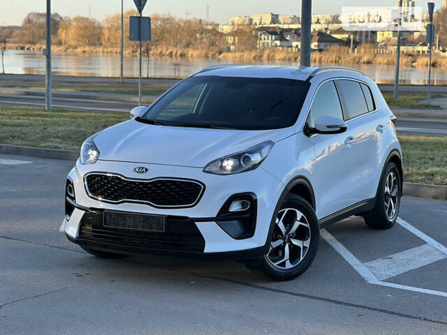 Белый Киа Sportage, объемом двигателя 1.6 л и пробегом 47 тыс. км за 19300 $, фото 1 на Automoto.ua