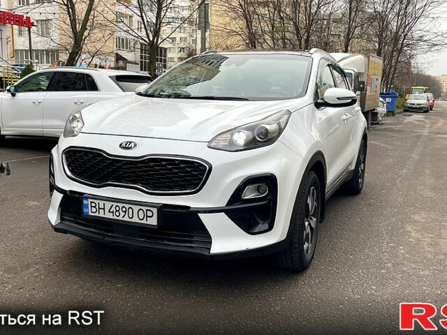 Белый Киа Sportage, объемом двигателя 2 л и пробегом 104 тыс. км за 18500 $, фото 1 на Automoto.ua
