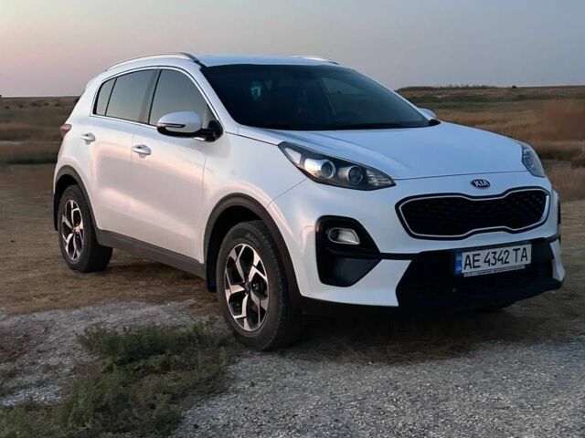 Белый Киа Sportage, объемом двигателя 1.6 л и пробегом 147 тыс. км за 16500 $, фото 1 на Automoto.ua