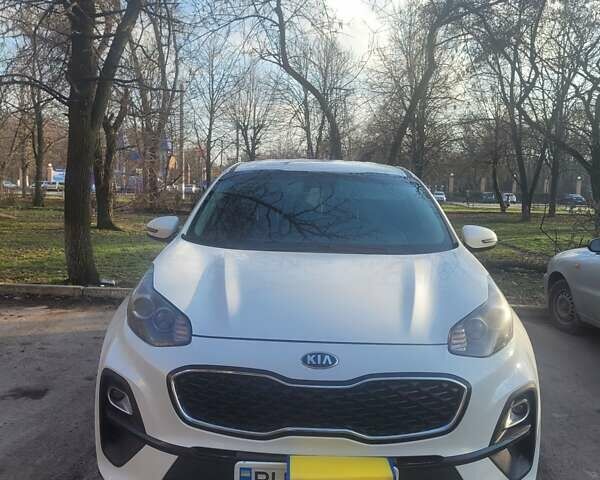 Белый Киа Sportage, объемом двигателя 1.59 л и пробегом 200 тыс. км за 17400 $, фото 1 на Automoto.ua