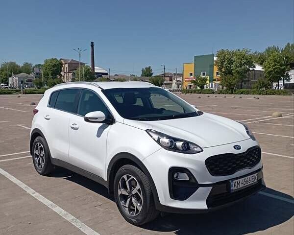 Белый Киа Sportage, объемом двигателя 1.59 л и пробегом 62 тыс. км за 16900 $, фото 1 на Automoto.ua