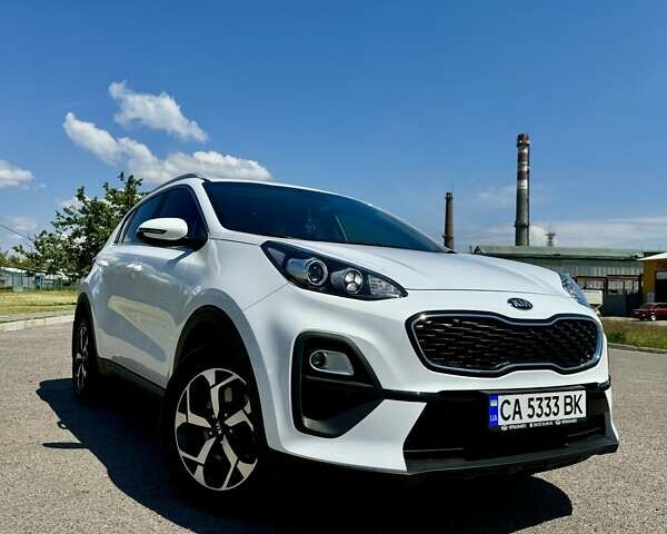 Белый Киа Sportage, объемом двигателя 1.59 л и пробегом 77 тыс. км за 19700 $, фото 1 на Automoto.ua