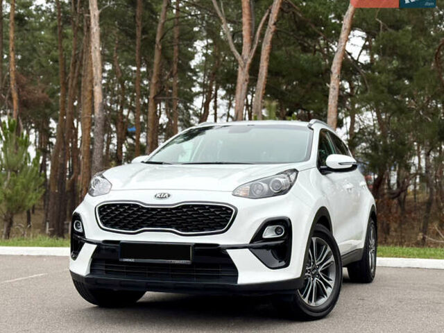 Белый Киа Sportage, объемом двигателя 1.6 л и пробегом 84 тыс. км за 19700 $, фото 1 на Automoto.ua