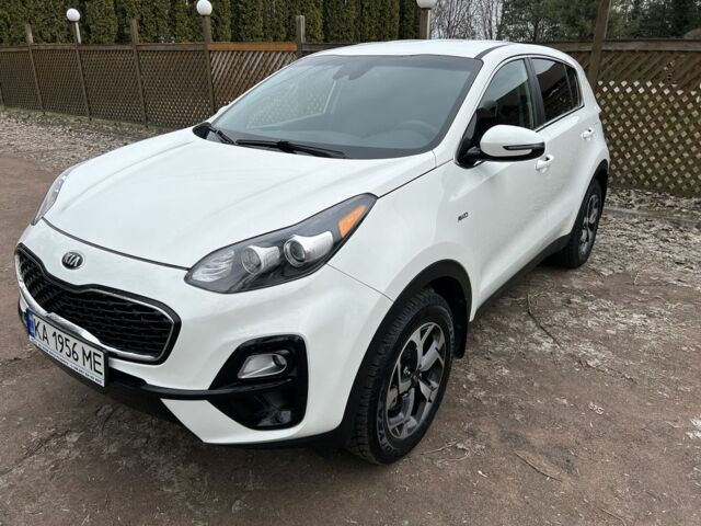 Білий Кіа Sportage, об'ємом двигуна 0 л та пробігом 98 тис. км за 17600 $, фото 1 на Automoto.ua