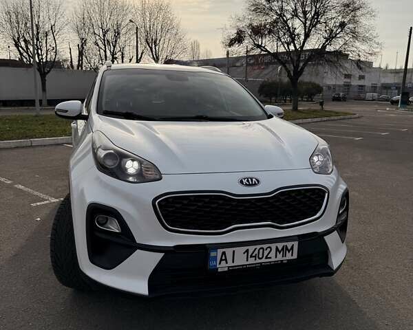 Білий Кіа Sportage, об'ємом двигуна 1.59 л та пробігом 115 тис. км за 16500 $, фото 1 на Automoto.ua