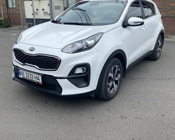 Белый Киа Sportage, объемом двигателя 1.59 л и пробегом 12 тыс. км за 22500 $, фото 1 на Automoto.ua