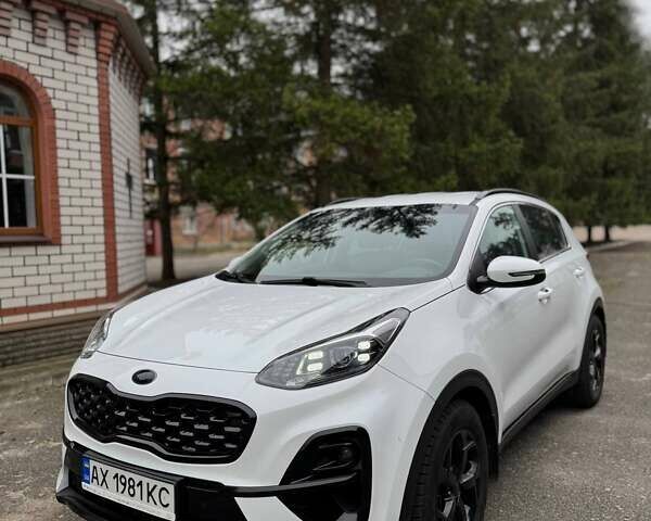 Білий Кіа Sportage, об'ємом двигуна 2 л та пробігом 103 тис. км за 23500 $, фото 1 на Automoto.ua