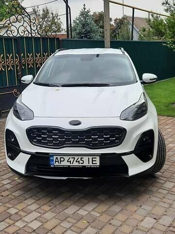 Кіа Sportage 2021 у Запоріжжя на Automoto.ua Білий Кіа Sportage, об'ємом двигуна 1.59 л та пробігом 19 тис. км за 25000 $, фото 1 на Automoto.ua