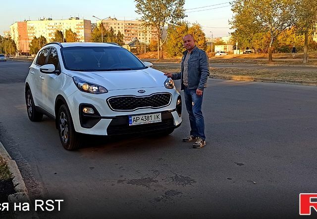 Киа Sportage 2021 в Запорожье на Automoto.ua Белый Киа Sportage, объемом двигателя 1.6 л и пробегом 300 тыс. км за 21500 $, фото 1 на Automoto.ua