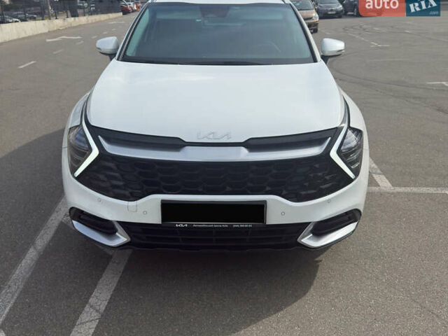 Білий Кіа Sportage, об'ємом двигуна 1.6 л та пробігом 47 тис. км за 30000 $, фото 1 на Automoto.ua