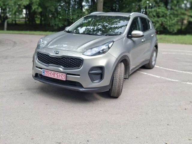Бежевый Киа Sportage, объемом двигателя 0 л и пробегом 190 тыс. км за 359 $, фото 1 на Automoto.ua