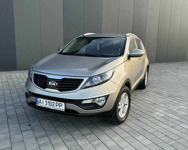 Бежевый Киа Sportage, объемом двигателя 2 л и пробегом 102 тыс. км за 15000 $, фото 1 на Automoto.ua