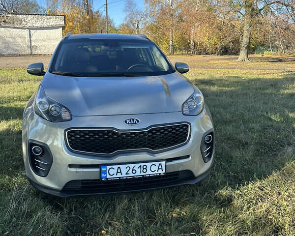 Бежевый Киа Sportage, объемом двигателя 1.69 л и пробегом 218 тыс. км за 15400 $, фото 1 на Automoto.ua