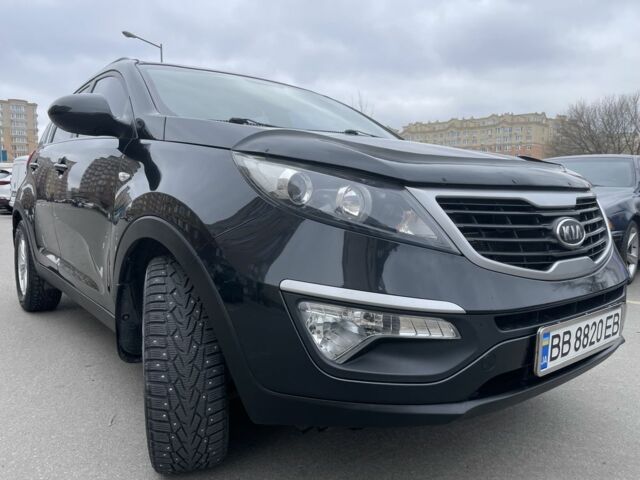 Чорний Кіа Sportage, об'ємом двигуна 2 л та пробігом 105 тис. км за 12200 $, фото 1 на Automoto.ua