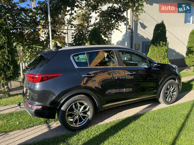 Черный Киа Sportage, объемом двигателя 2 л и пробегом 141 тыс. км за 18000 $, фото 1 на Automoto.ua