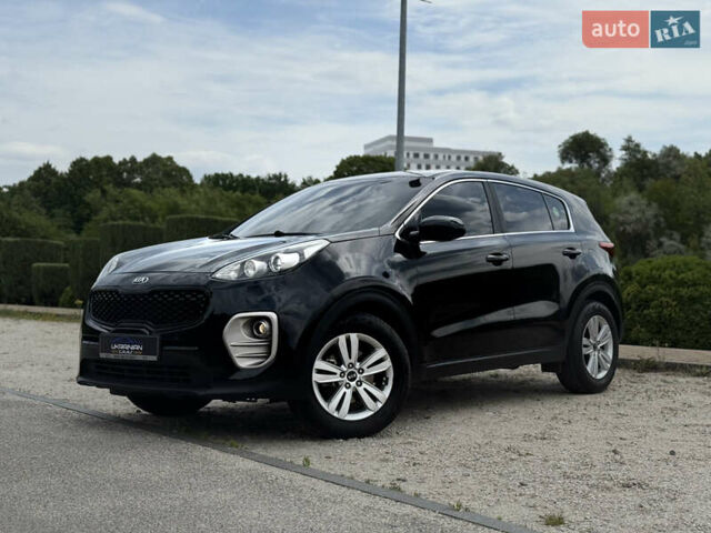 Черный Киа Sportage, объемом двигателя 1.69 л и пробегом 282 тыс. км за 14999 $, фото 1 на Automoto.ua
