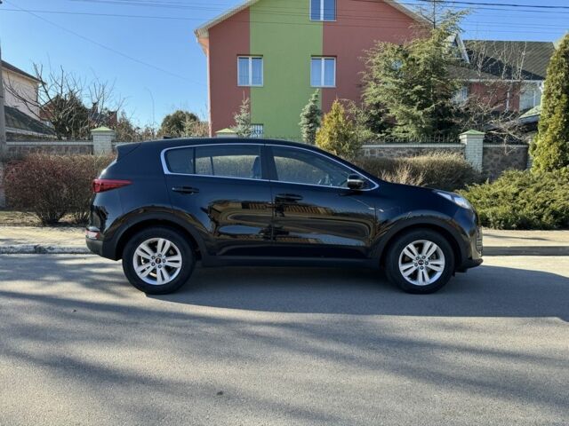 Чорний Кіа Sportage, об'ємом двигуна 0.17 л та пробігом 185 тис. км за 20000 $, фото 1 на Automoto.ua