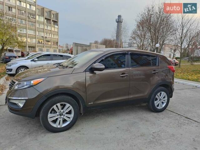 Коричневый Киа Sportage, объемом двигателя 2.4 л и пробегом 164 тыс. км за 11750 $, фото 1 на Automoto.ua