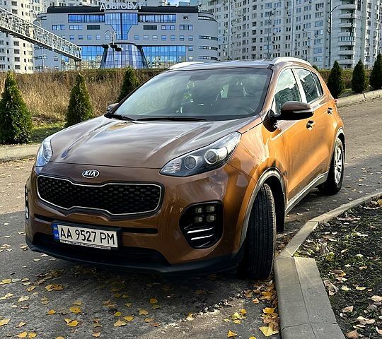 Коричневий Кіа Sportage, об'ємом двигуна 1.7 л та пробігом 150 тис. км за 18000 $, фото 1 на Automoto.ua