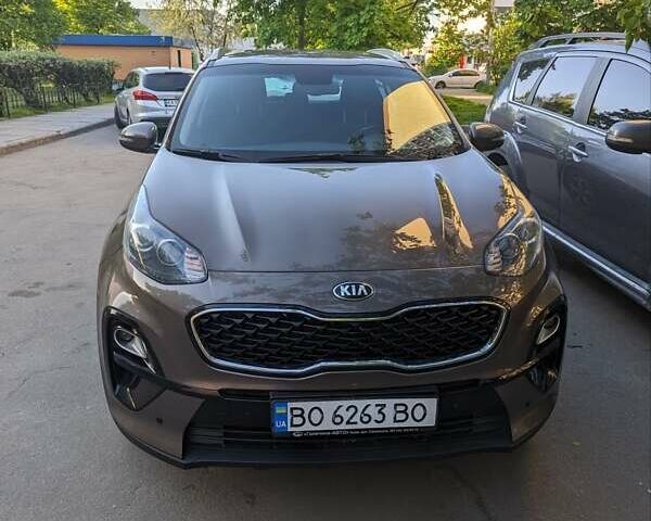 Коричневий Кіа Sportage, об'ємом двигуна 1.6 л та пробігом 101 тис. км за 18900 $, фото 1 на Automoto.ua