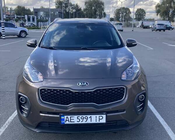 Киа Sportage 2018 в Днепре (Днепропетровске) на Automoto.ua Коричневый Киа Sportage, объемом двигателя 1.59 л и пробегом 168 тыс. км за 14000 $, фото 1 на Automoto.ua