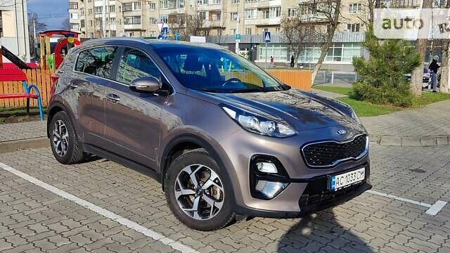 Коричневий Кіа Sportage, об'ємом двигуна 1.59 л та пробігом 65 тис. км за 18500 $, фото 1 на Automoto.ua